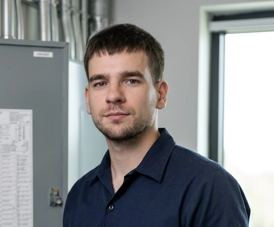 Benkő Péter György villanyszerelő